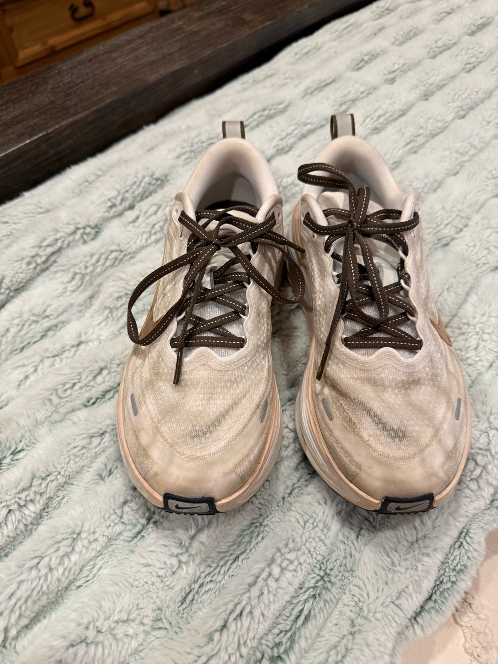 Women’s Neutral/Tan Athletic Sneakers - Nike’s. They’re like new.